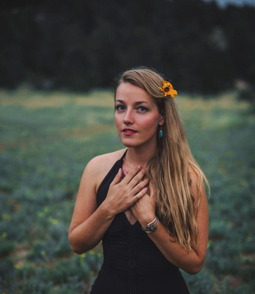 Talkin Music: Gabrielle Louise